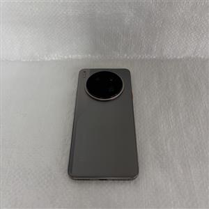 Tecno Camon 40 Premier 5G 12/256GB Akıllı Telefon Kozmik Siyah (outlet)