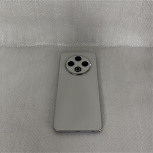 Tecno Spark 30 8/256GB Akıllı Telefon Astral Buz Beyazı (outlet)