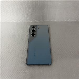Tecno Camon 40 Pro 5G 12/256GB Akıllı Telefon Buzul Beyazı (outlet)
