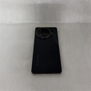 Tecno Camon 30 Pro 5G 12/512GB Akıllı Telefon Siyah (outlet)