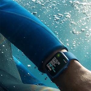 Apple Watch Series 7 GPS, 41mm Midnight Aluminium Case with Midnight Sport Band