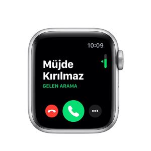 Apple Watch Nike Series 5 GPS, 40mm Silver Aluminium Case with Pure Platinum/Bla