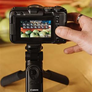 Canon Eos R50 V RF-S 14-30 IS STM Vlogger Kit Fotoğraf Makinesi