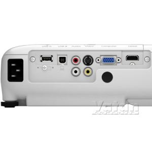 EPSON EB-S18 3000 Ansi Lumen ,800x600 , 10.000:1 Kontrast , 6000 Saat Lamba Ömrü