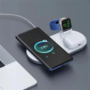 MCDODO CH-7060 3İn1 15W Çoklu Magsafe Şarj Ünitesi ( Kulaklık , Saat ve Telefon ) - Beyaz