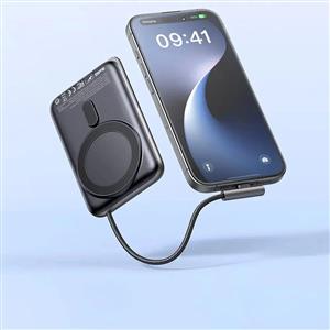 MCDODO MC-1811 10.000 mAh 20w Manyetik Kablosuz Şarj Cihazı Dahili Type-C Kablosu - Siyah