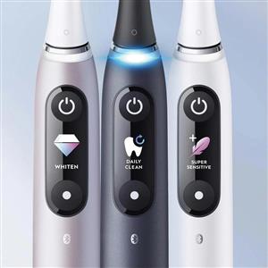 Oral-B IO 9 Serisi Şarjlı Diş Fırçası Siyah + Seyahat Kabı + Manyetik Şarj Cihazı