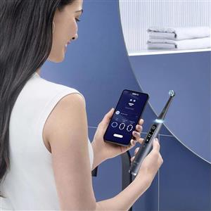 Oral-B IO 9 Serisi Şarjlı Diş Fırçası Siyah + Seyahat Kabı + Manyetik Şarj Cihazı
