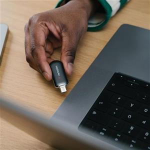 Verbatim 512GB Plectra USB-C Black USB Bellek